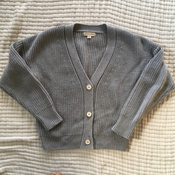 Tradlands Shelter Cardigan - Picture 2 of 10